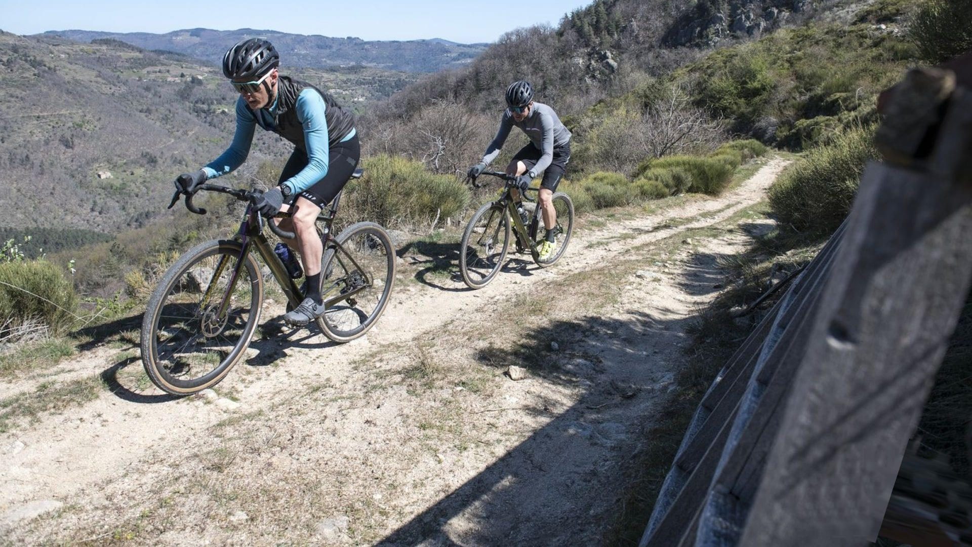 Les vélos de route Gravel et Endurance